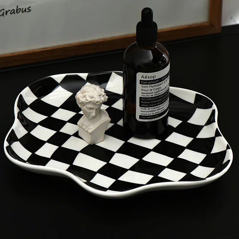 Vibrant Round Serving Tray - 23 cm for Effortless Entertaining