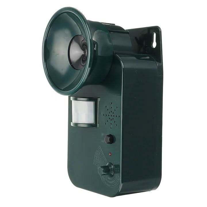 Ultrasonic Pest Deterrent with Motion Activation for Home and Garden
