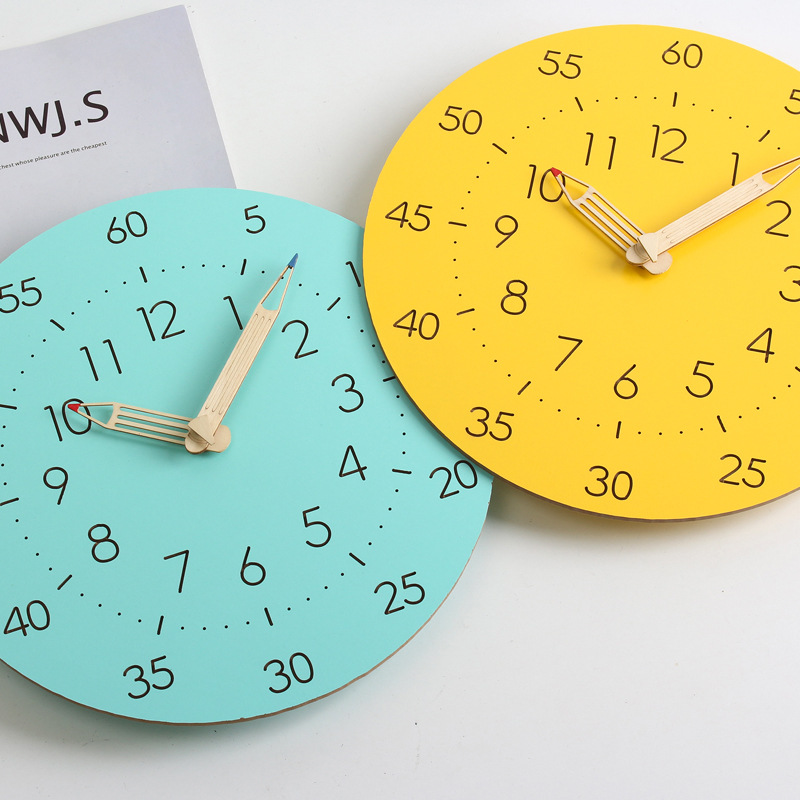 Colorful Kid's Wall Clock – Peaceful Timekeeping for Playrooms