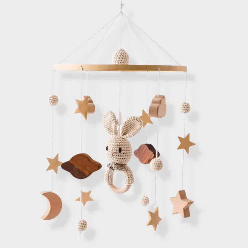 SereneDream Wooden Baby Mobile for a Tranquil Nursery