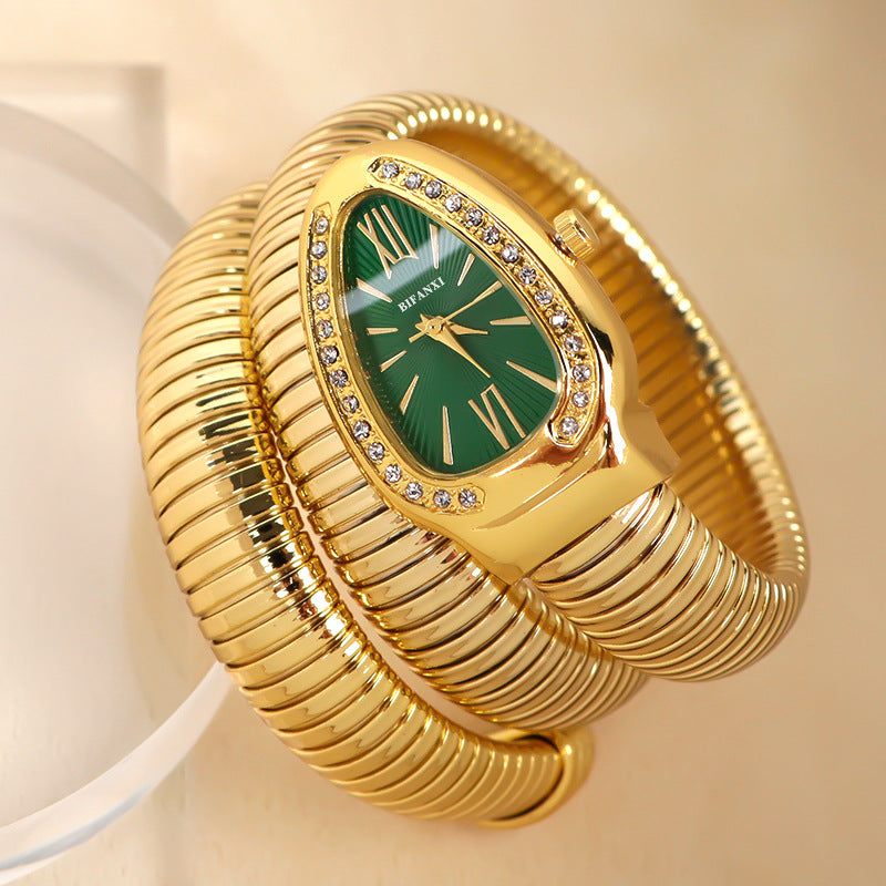 Sleek Serpentine Quartz Timepiece with Customizable Band