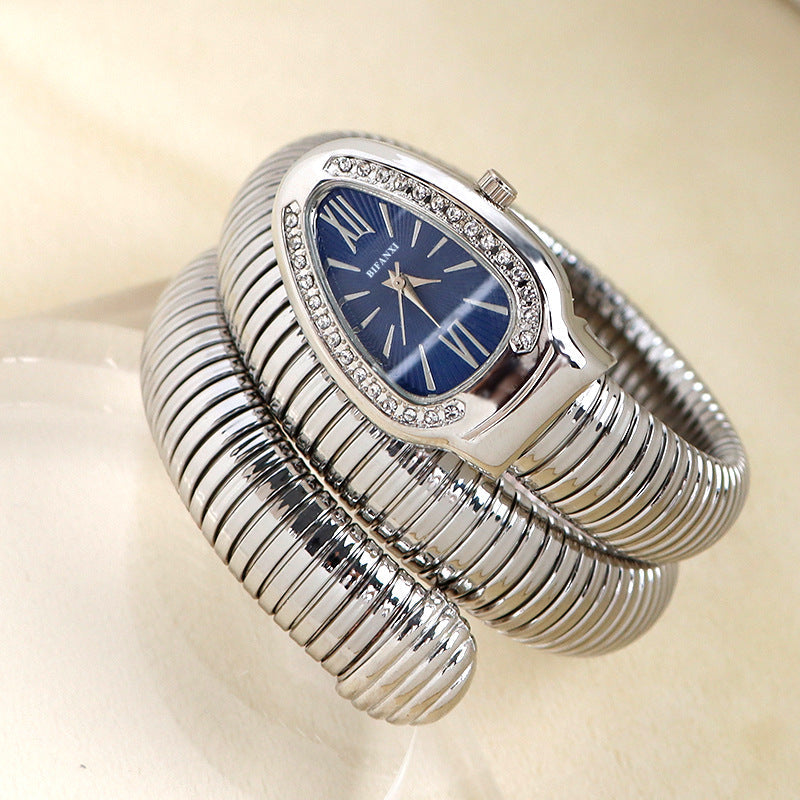 Sleek Serpentine Quartz Timepiece with Customizable Band