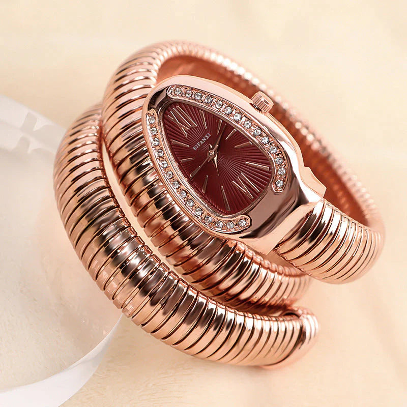 Sleek Serpentine Quartz Timepiece with Customizable Band