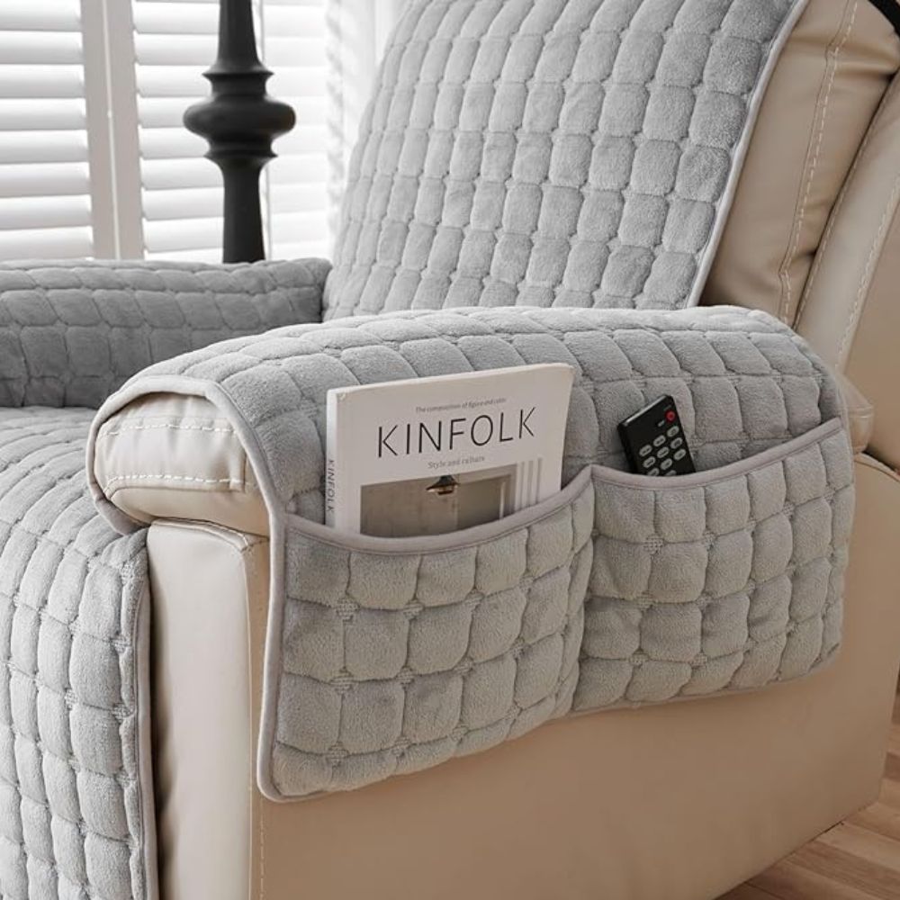 SleekGuard - Stretchable Microfiber Recliner Cover for Ultimate Protection