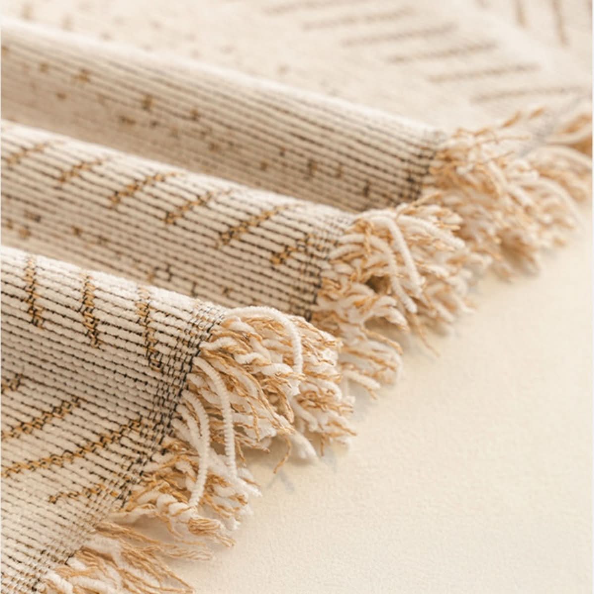 Chic Shield – Durable Chenille Sofa Protector