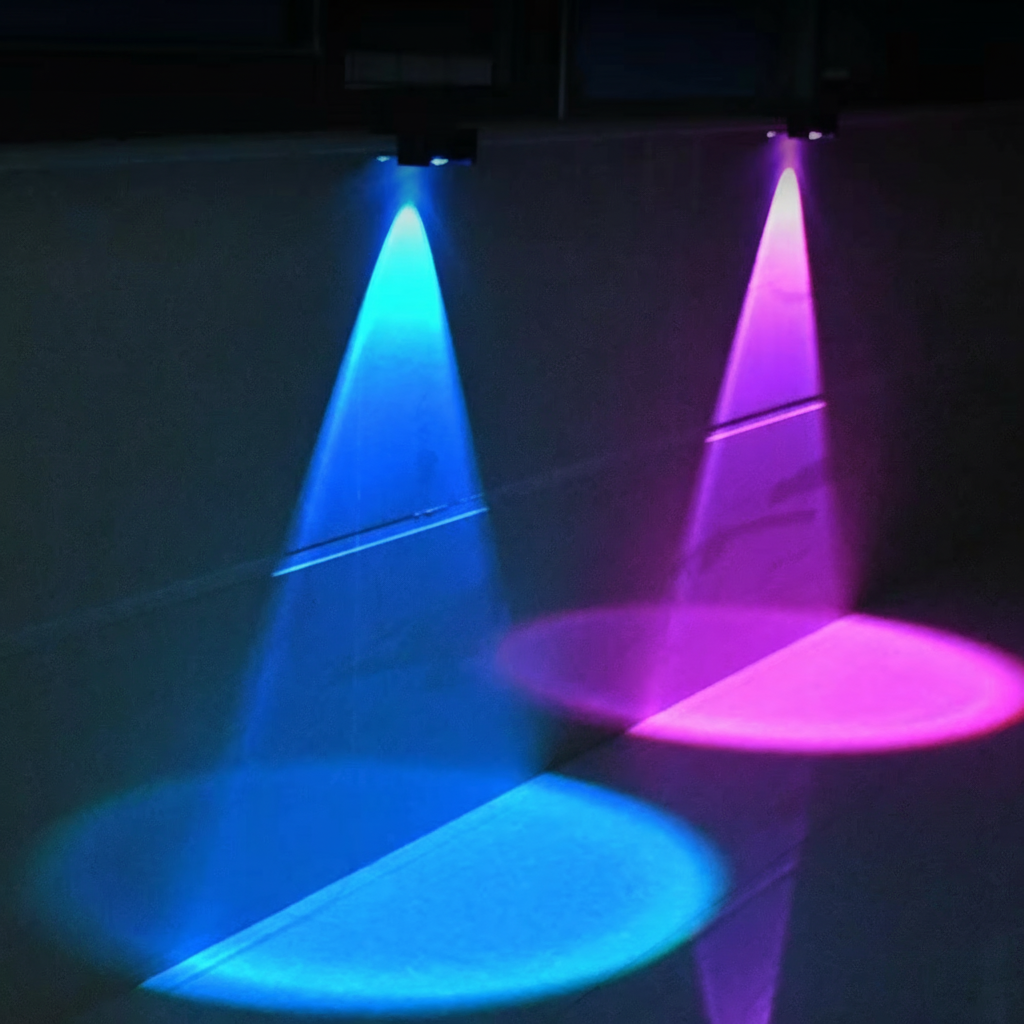 LUMIGLO – Smart Solar Garden Light with LED Automation