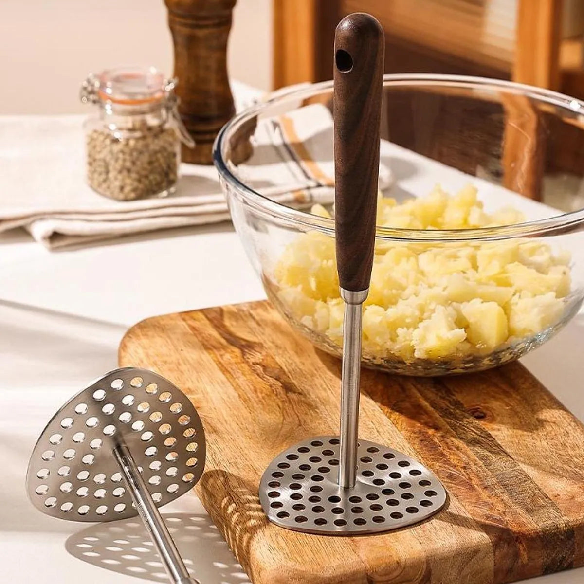 Durable Metal Potato Mash Tool with Comfortable Grip Handle