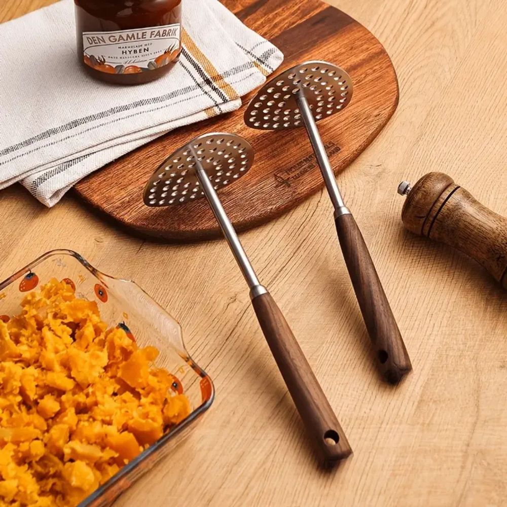 Durable Metal Potato Mash Tool with Comfortable Grip Handle