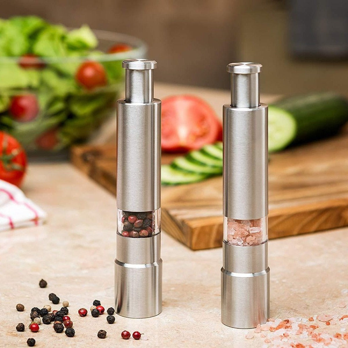 Elegant One-Handed Spice Dispenser in Stainless Steel