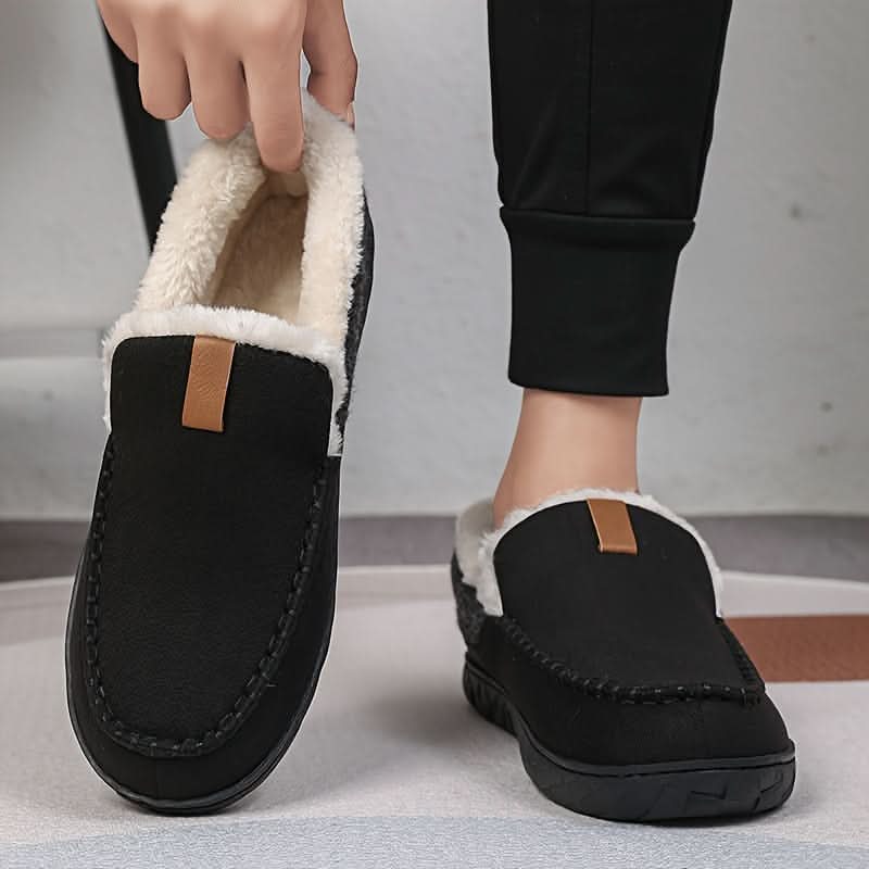 Men's Slip-On Shoes Crafted from Synthetic Wool for Warmth