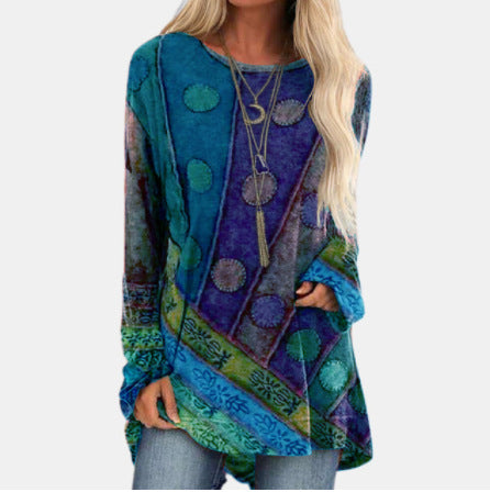 Round Neck Long Sleeve Tee in Retro Style