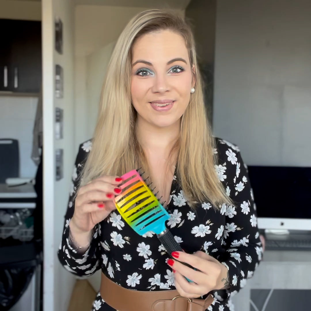 Tangle-Free Hair Brush for Effortless Detangling