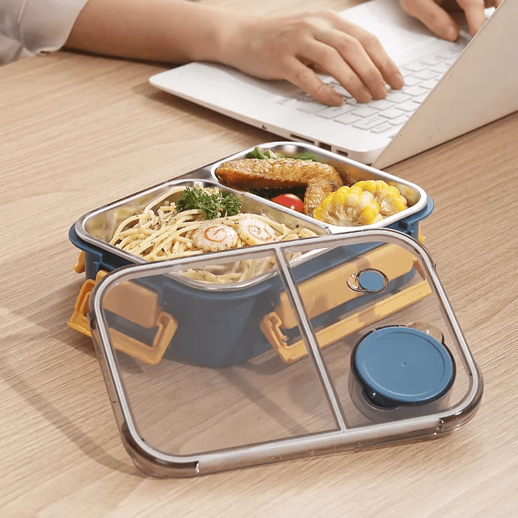 HeatKeeper – Insulated Food Carrier with Leak-Resistant Lid