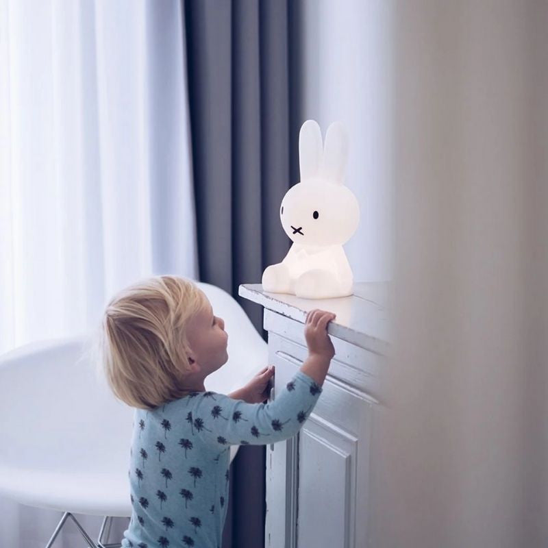 Minimalist Bunny Figurine Table Lamp - Iconic Home Accent