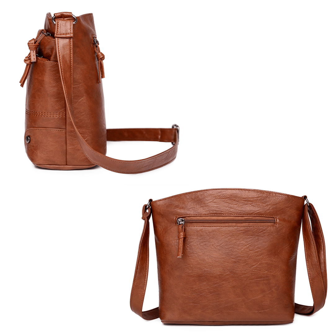 Classic Heritage Leather Crossbody Bag with Smart Organization