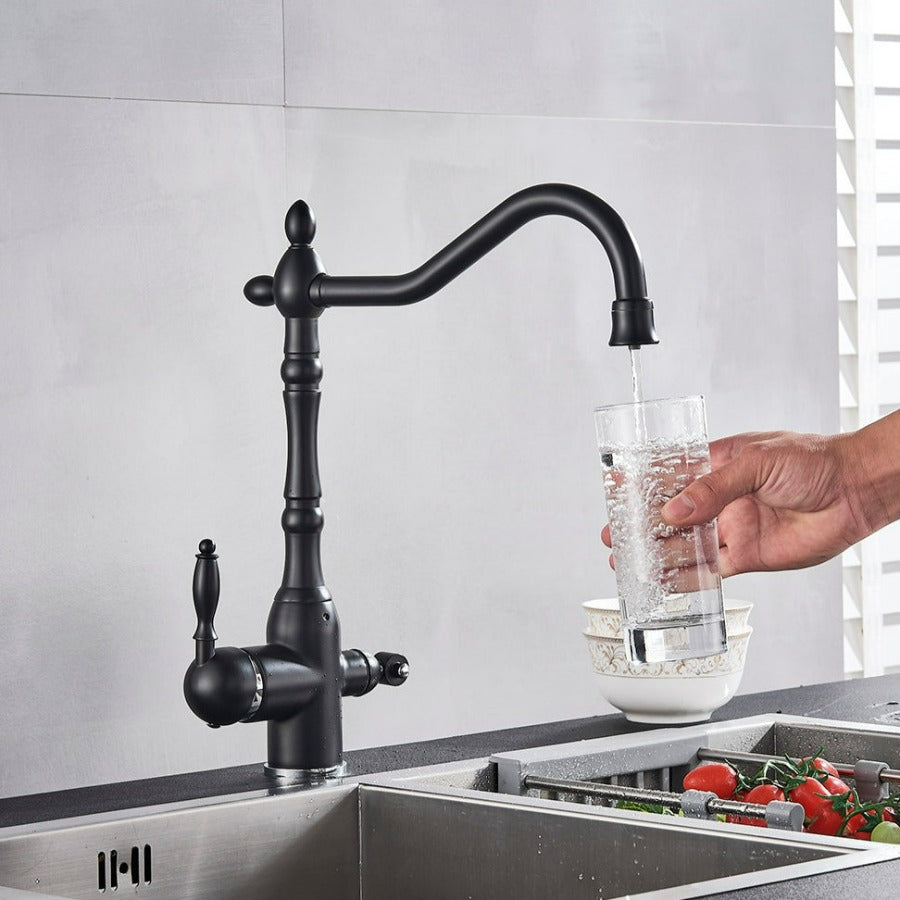 Elegant Kitchen Faucet with 360-Degree Rotating Spout and Sturdy Brass Build