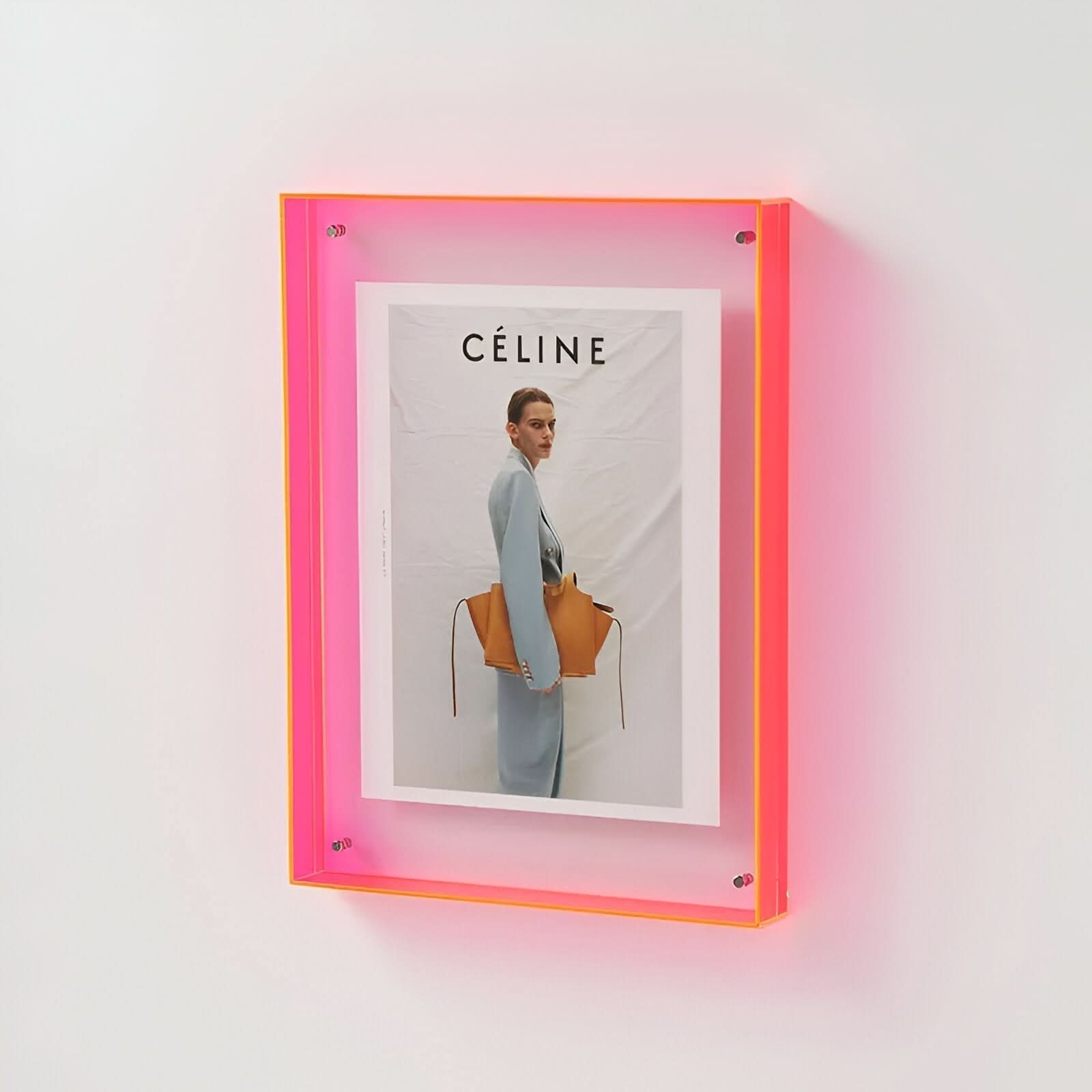 Minimalist Acrylic Photo Frame – Clear Transparent Design