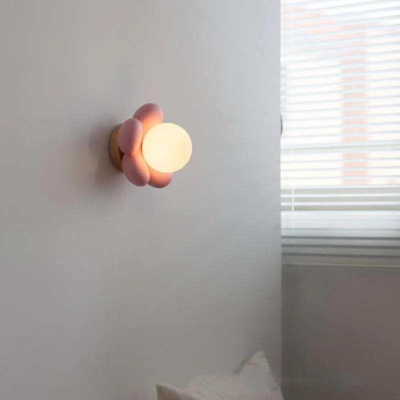 Charming Floral Wall Light with G9 Base – 16 cm Hardwired