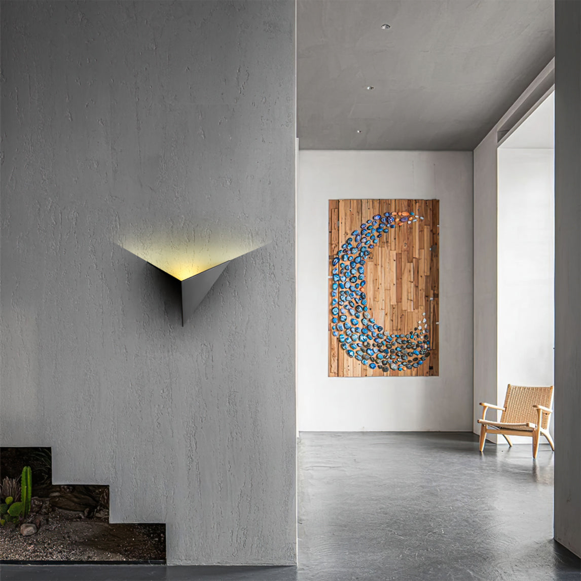 Stylish Iron Triangle Wall Light with Adjustable Brightness