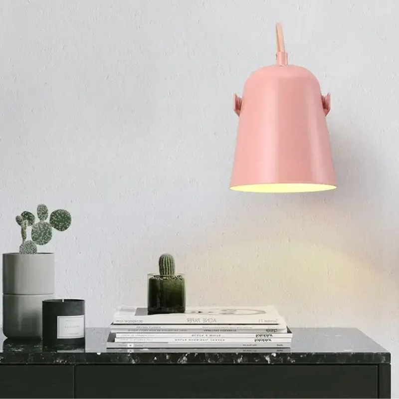 Adjustable Arm Metal Wall Light Fixture for Modern Spaces