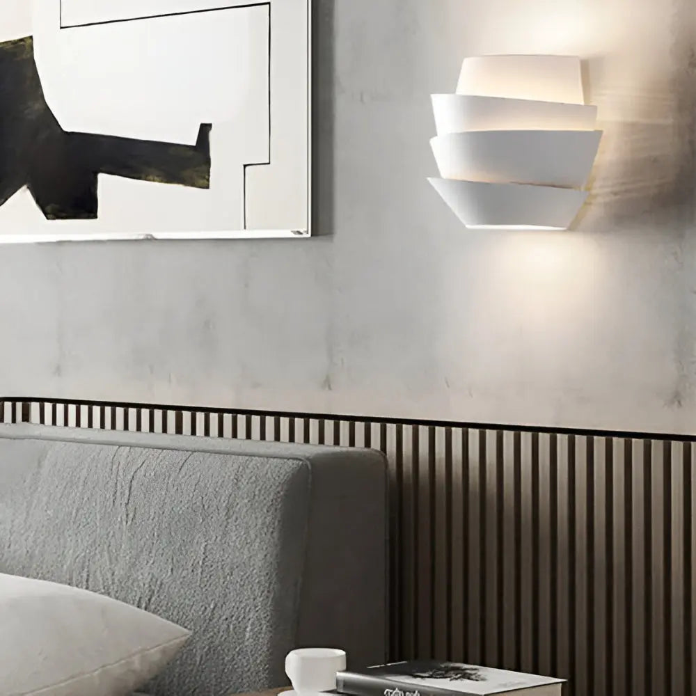 Wall Light | Metal Housing | Glow Effect