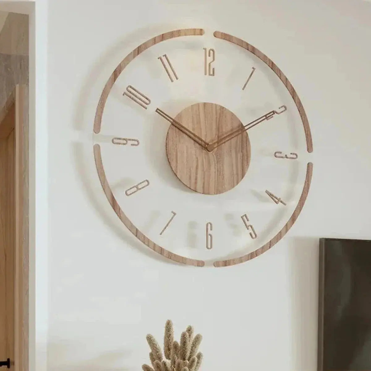 Wall Clock in Scandinavian Design | Silent Quartz Movement