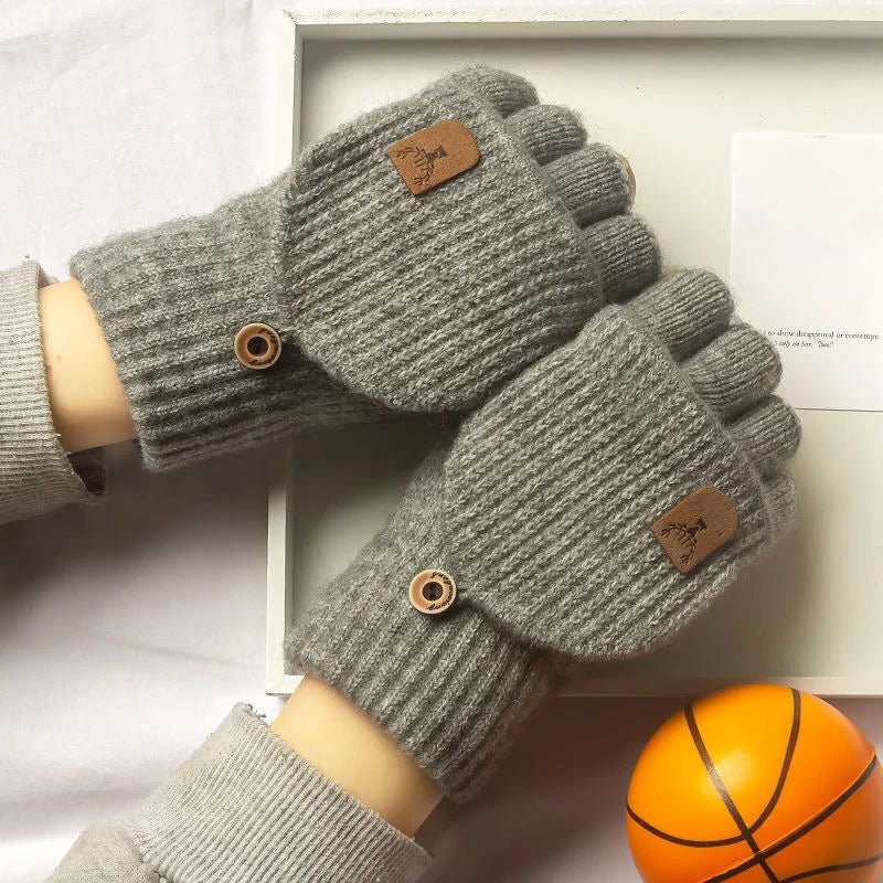 FrostGuard – Half-Finger Gloves for Ultimate Comfort and Functionality