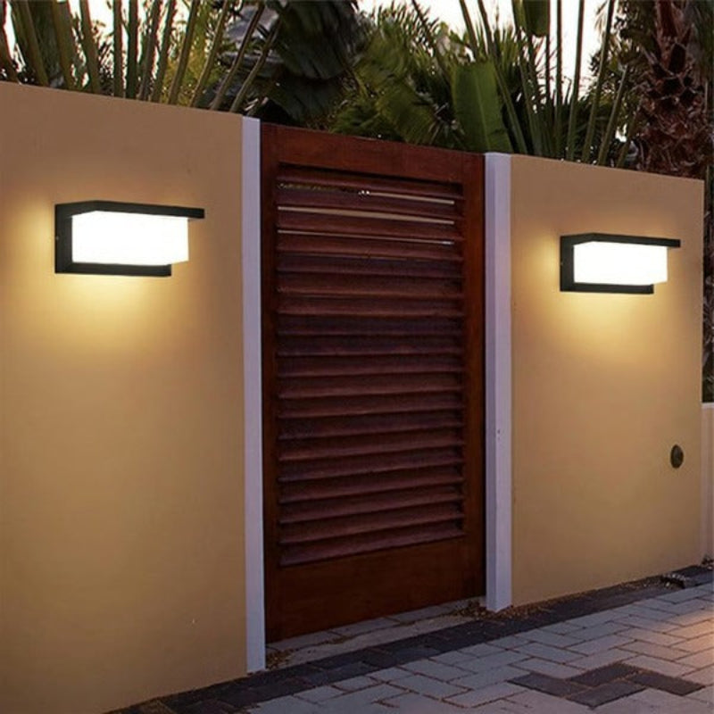 Versatile Outdoor LED Wall Light with Dual Color Options