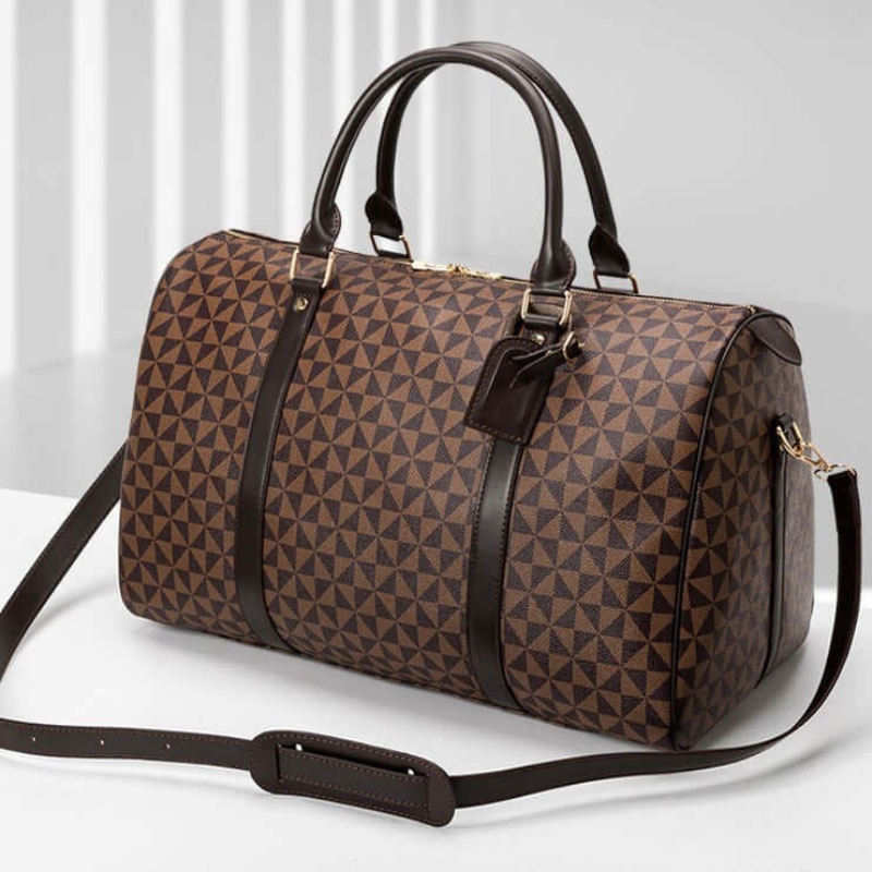 Elegance Meets Function: The Ultimate Travel Duffle Bag