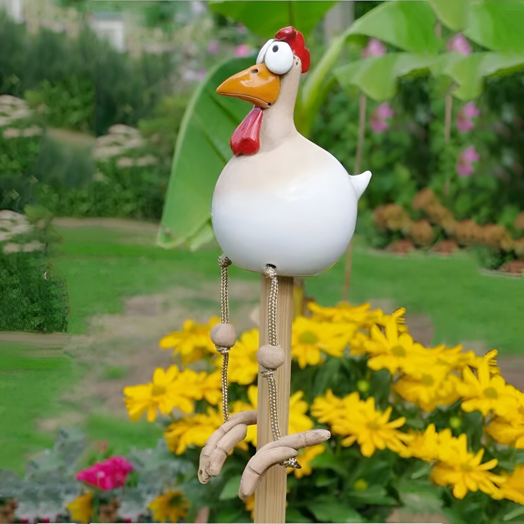 Charming Colorful Rooster Garden Ornament with Weather-Resistant Finish