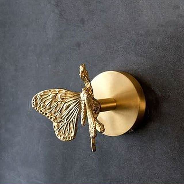 Animal Head Hooks in Brass for Entryway Organization