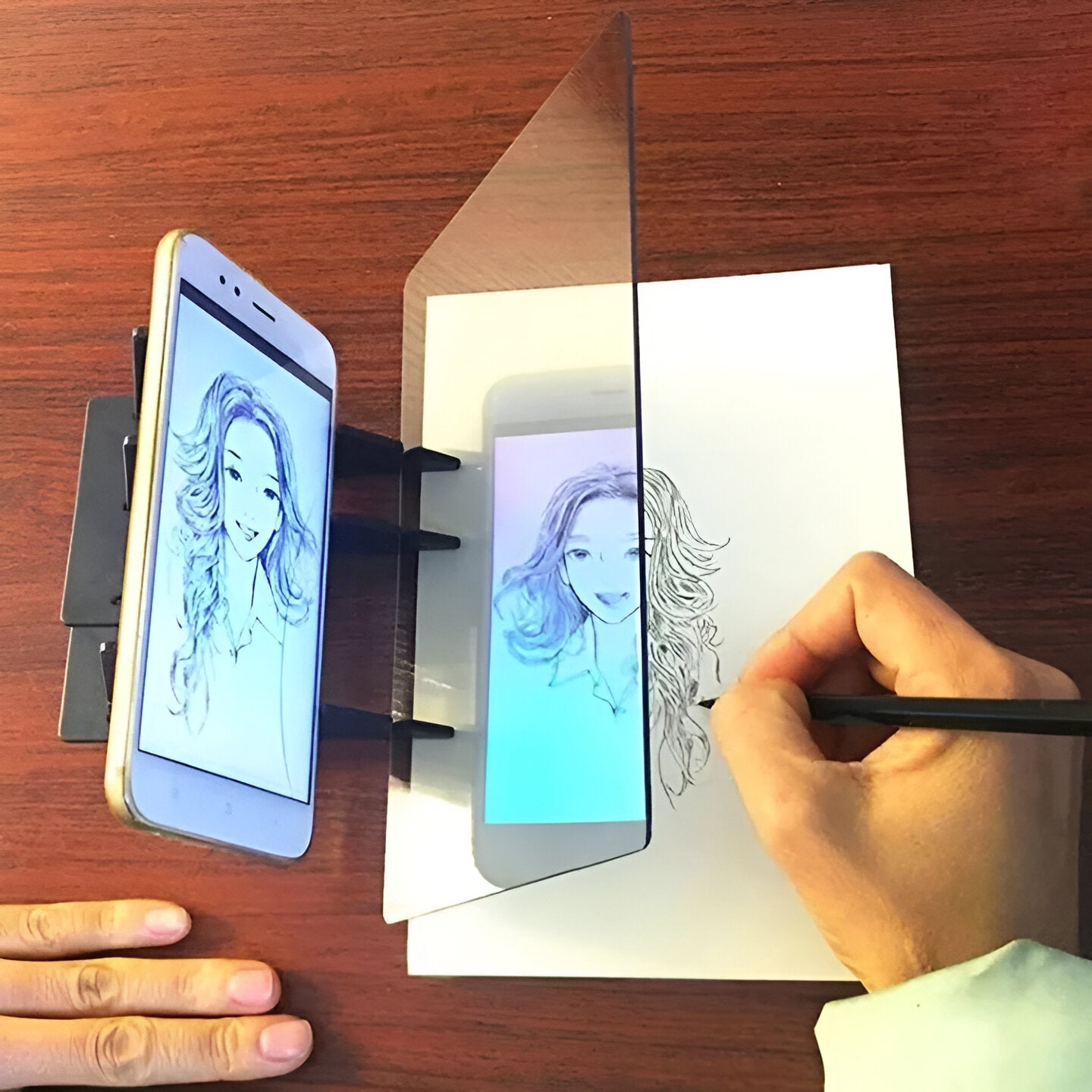 Drawing Projector for Tracing Images | Smartphone Image Projection