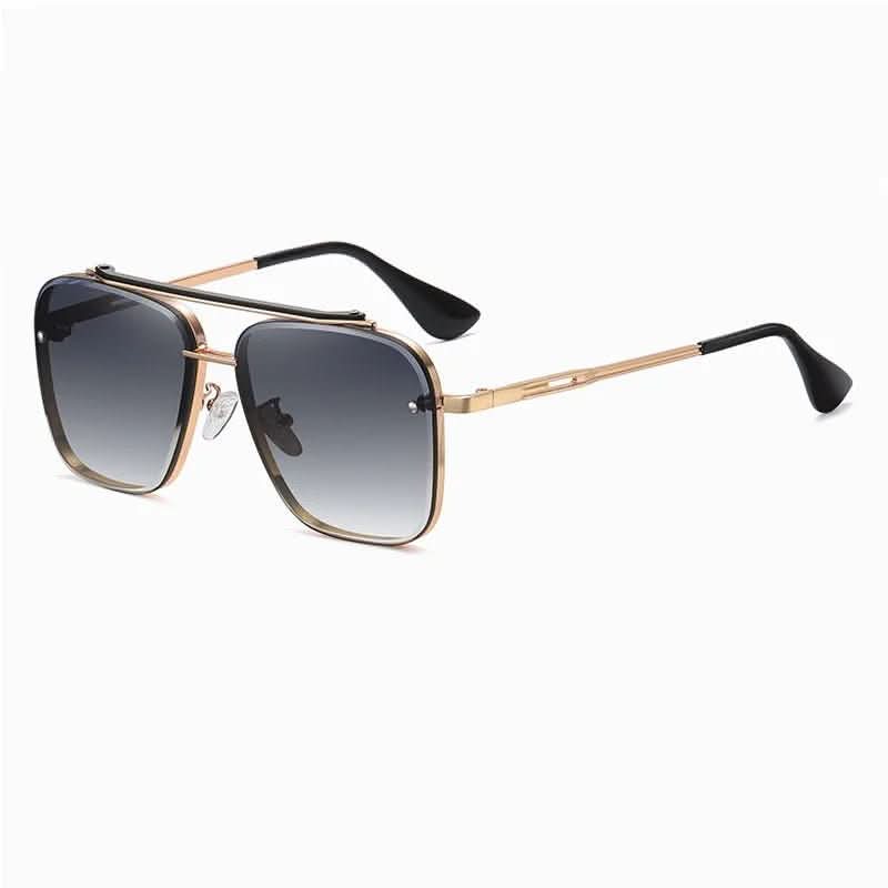Gradient Lens Sunglasses with Sturdy Metal Frame – Chic Design