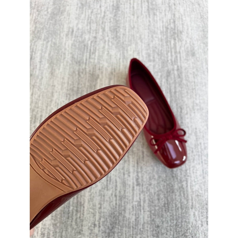 Chic Glossy Ballerina Flats for Women - Ruby Red