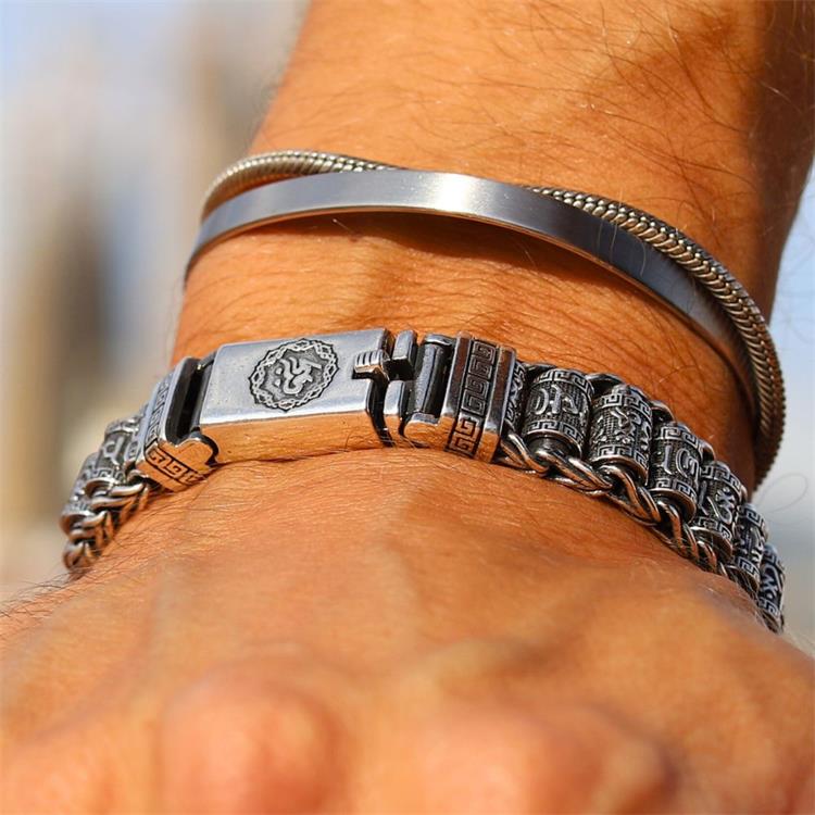 LumaSpin™ Prayer Wheel Bracelet — Wear Timeless Calm and Unshakable Confidence Every Day