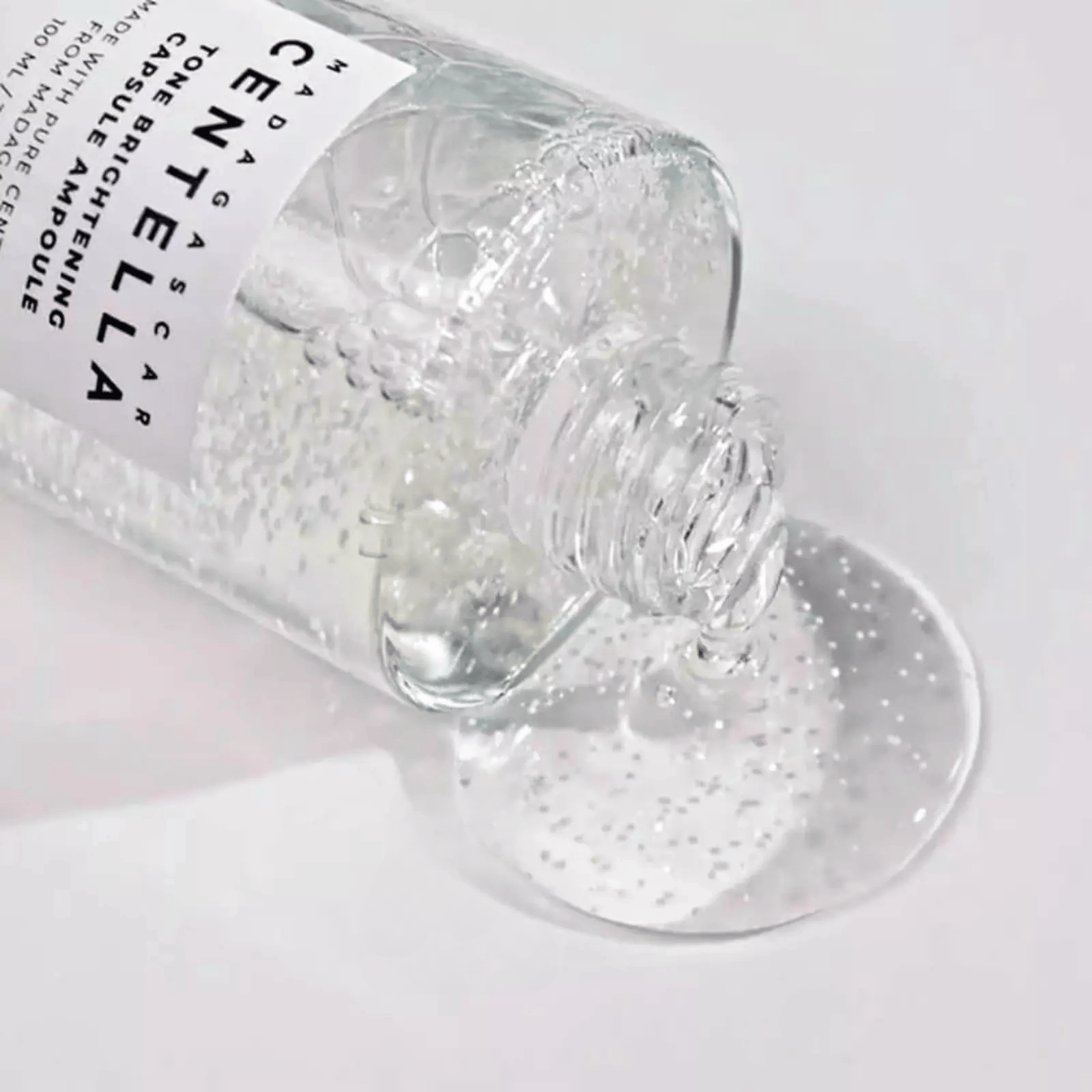 HydraVeil™ — Quench Your Skin with Weightless Calm and Radiant Glow Every Day