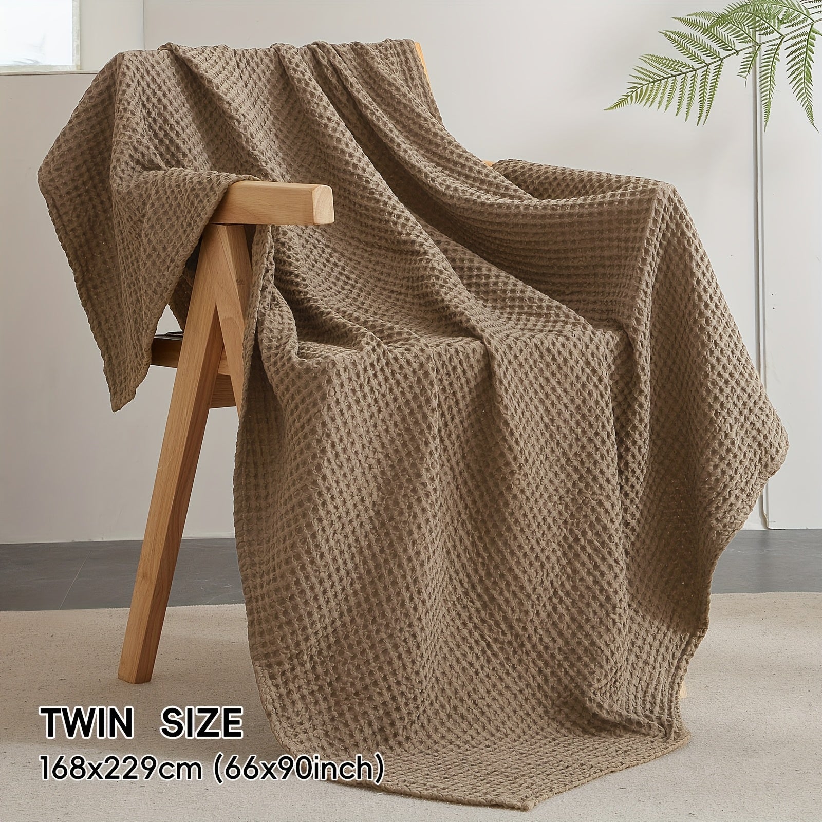 BREEZEWEAVE – All-Season Lightweight Waffle Blanket for Ultimate Comfort