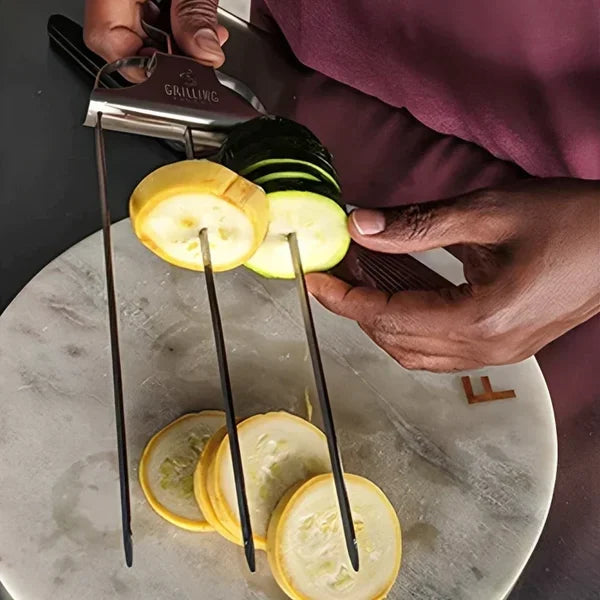 FlameFlex™ 3-in-1 Skewers — Lock in Juicy Flavor and Grill Like a Pro Every Time