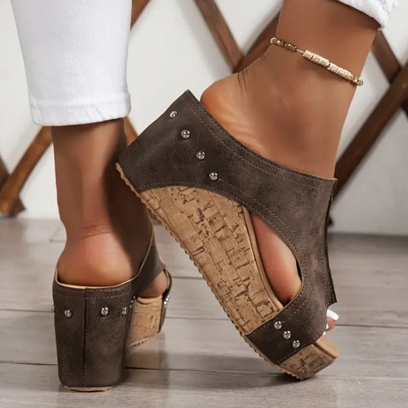 VeloraStep™ Orthopedic Studded Flats — Crush Foot Pain and Command Attention All Day Long