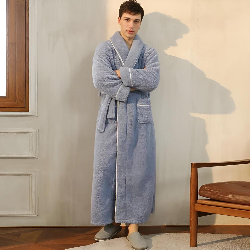 Luxurious Fleece Robe for Ultimate Comfort