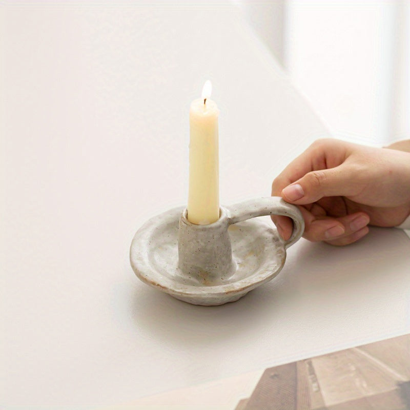 Elegant Minimalist Candleholder for Stylish Spaces