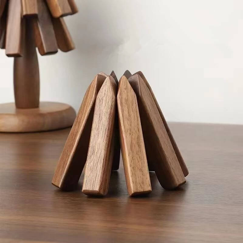 EmberGuard™ Walnut Mat — Protect Your Table and Impress Every Guest with Timeless Elegance