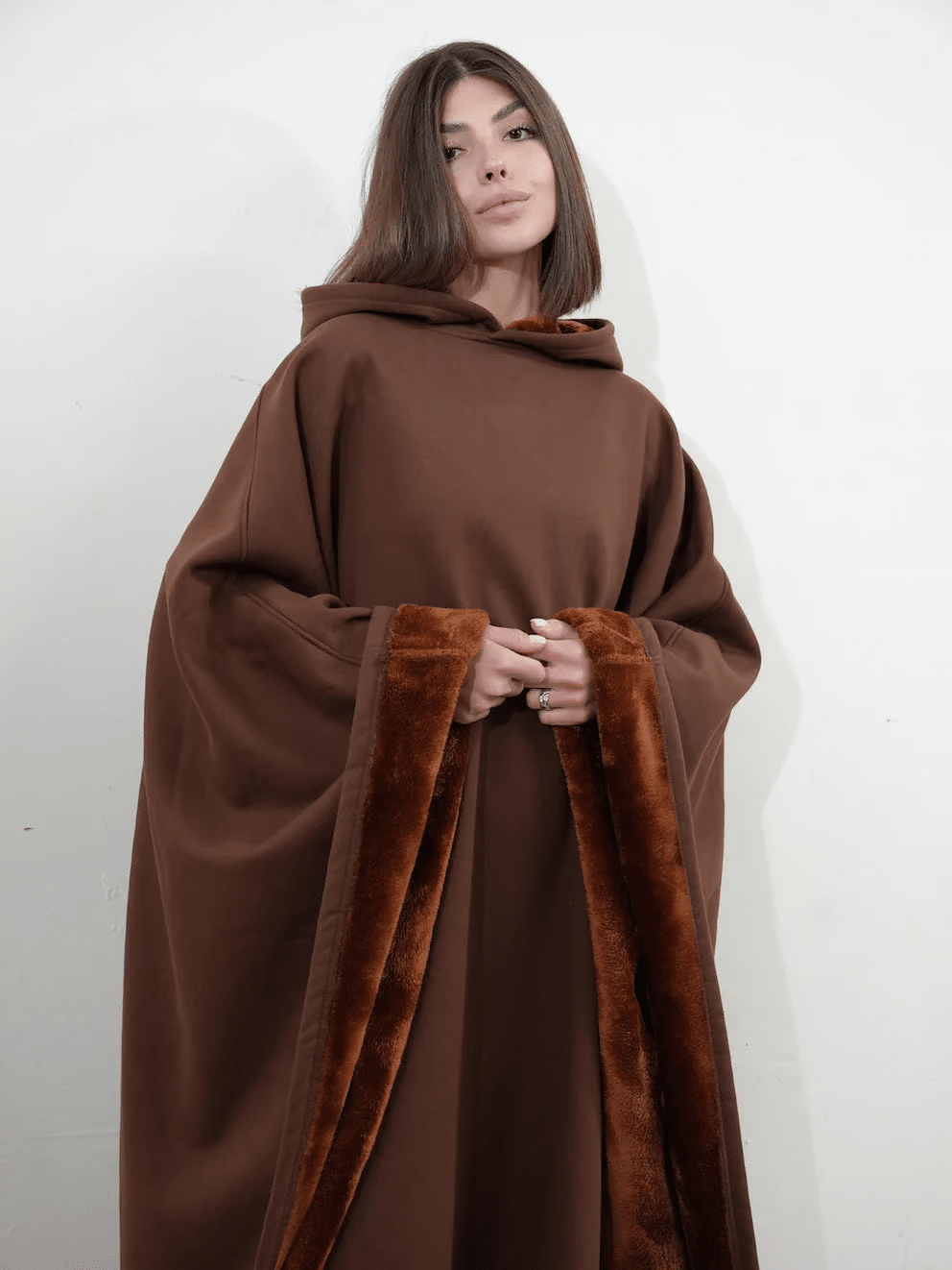 Oversized Comfort Blanket Hoodie for Relaxation