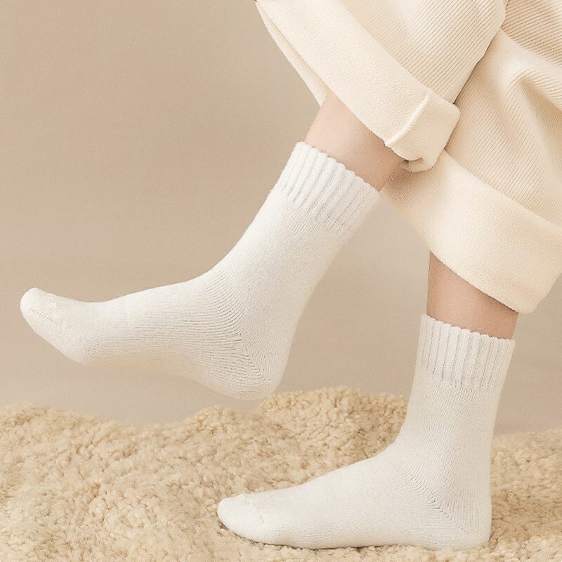 GlideHeat™ Socks — Experience Unstoppable Warmth and All-Day Dry Comfort