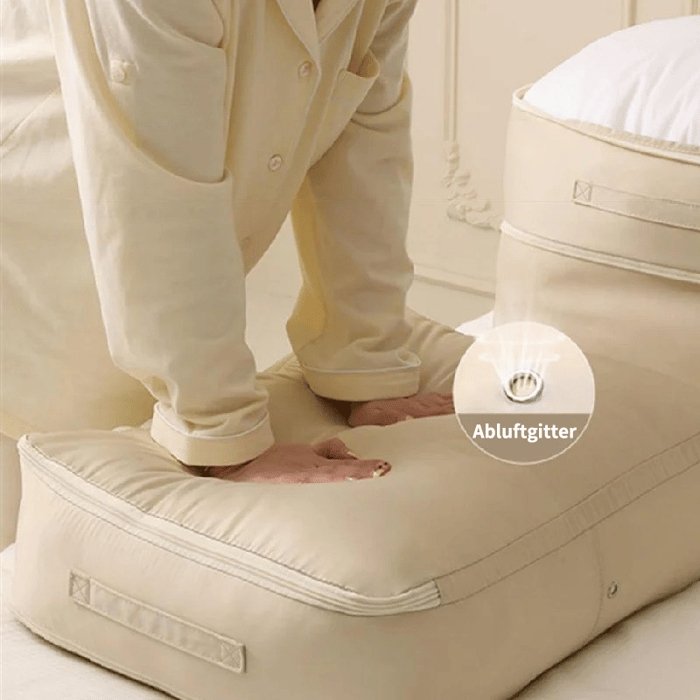 Storage Sack | Space-Saving Minus Vacuum | Compressible, Water-Resistant | BeddingBag