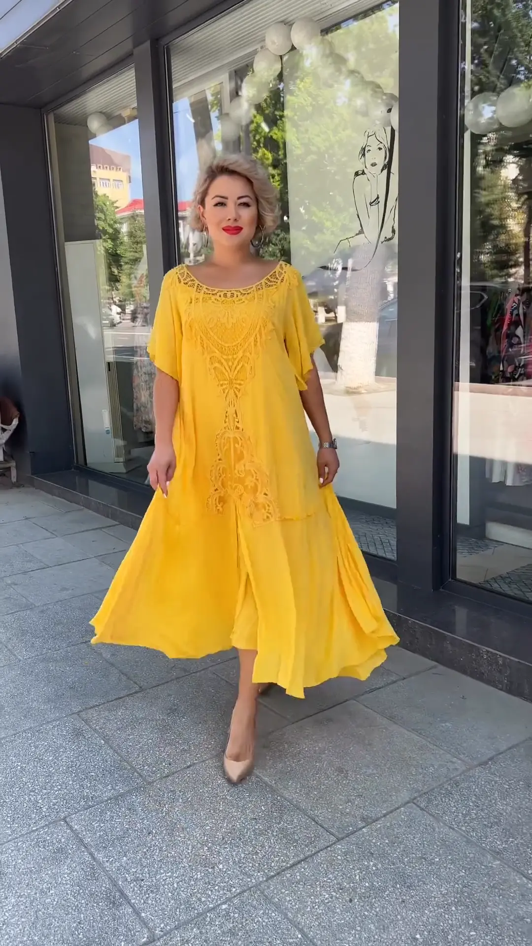 SerenLuxe™ Dress — Unleash Your Radiance with a Flawless Fit That Turns Every Head