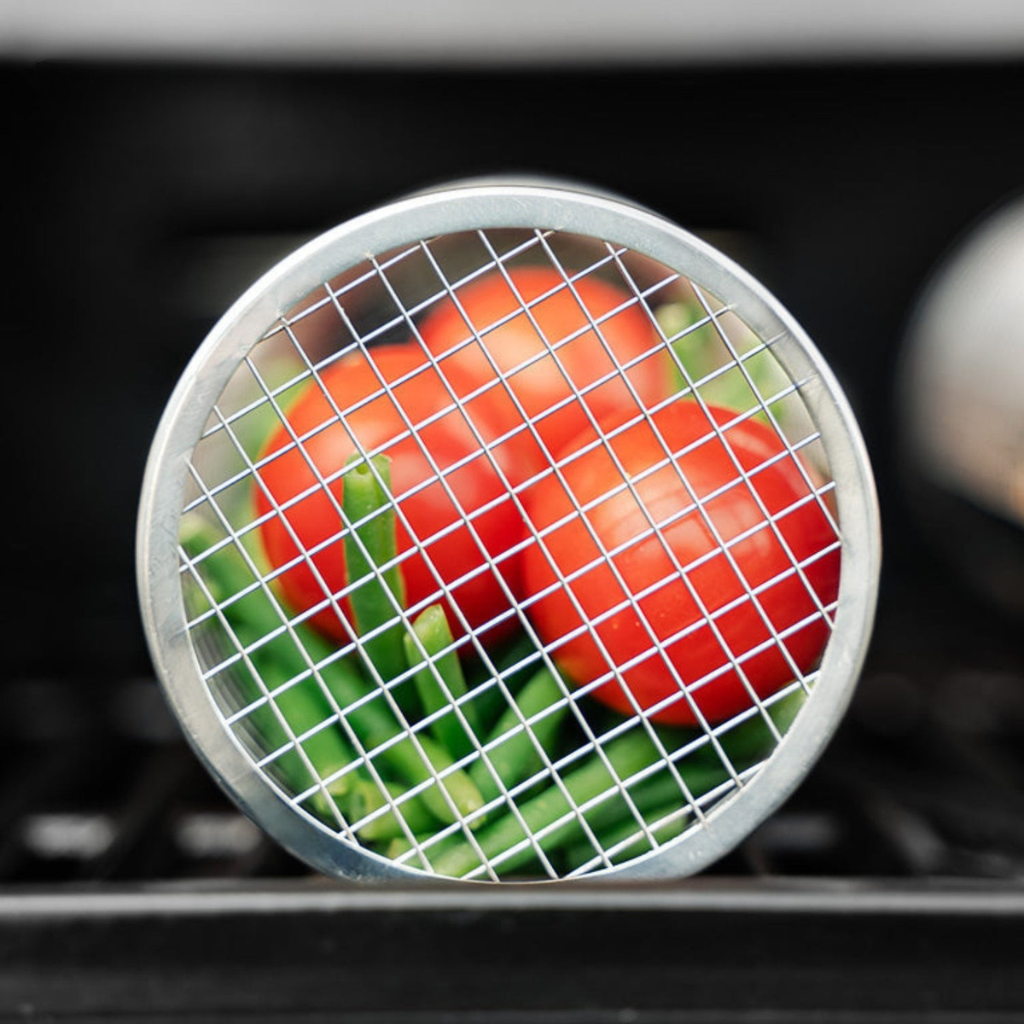 FlameGuard™ — Lock in Juicy Flavor and Grill Like a Backyard Hero Every Time