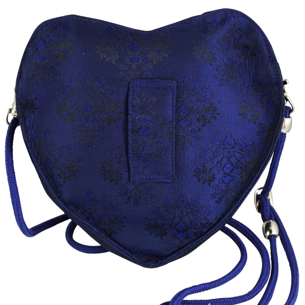 Charming Heart-Shaped Handbag for Oktoberfest Celebrations