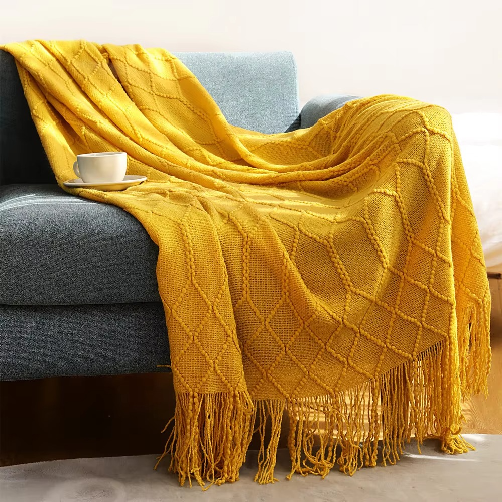 Cozy Textured Throw Blanket – Perfect for Home Relaxation