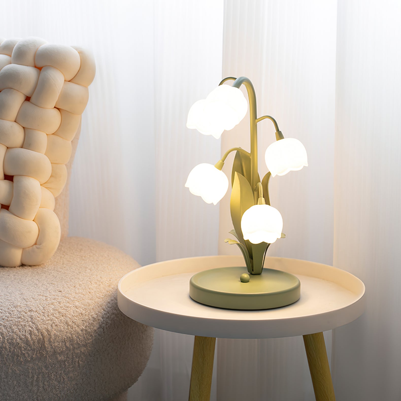 Table lamp featuring a bell orchid